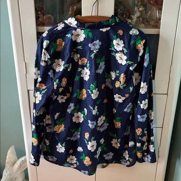 Talbots sz XLP Floral Navy Women's Top button down light weight nwt - Picture 5 of 5